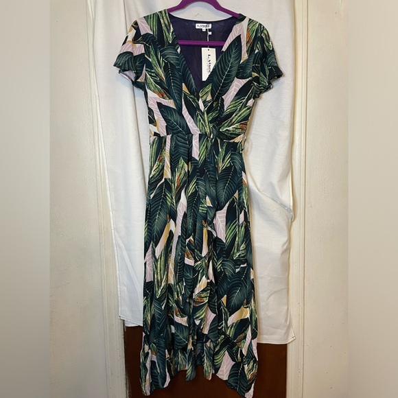 NWT L.A. Soul Tropical Green Faux Wrap Midi VNeck Tie Belt Elastic Waist Size M - Picture 1 of 14